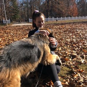 Meet your Posher, Carla